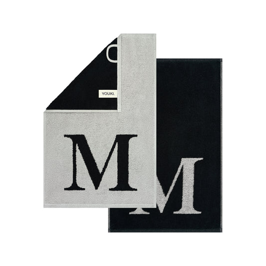 2er Set - Kleines Handtuch mit Buchstabe "M" – Silber / Schwarz